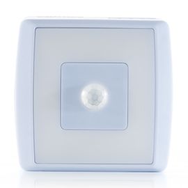 REER - LED éjszakai lámpa érzékelővel